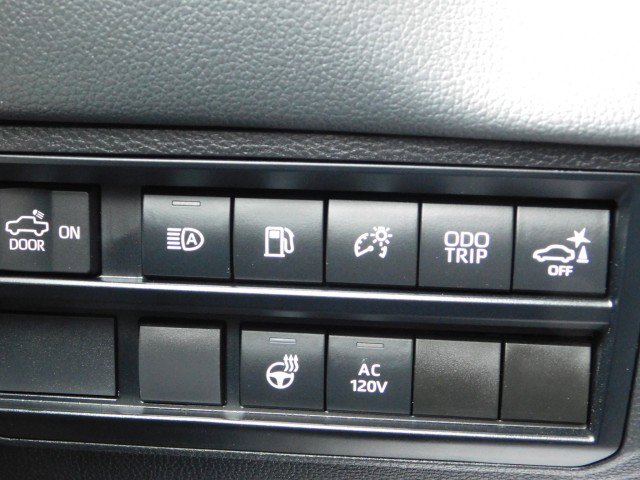 Used 2024 Toyota Tundra Limited image 15