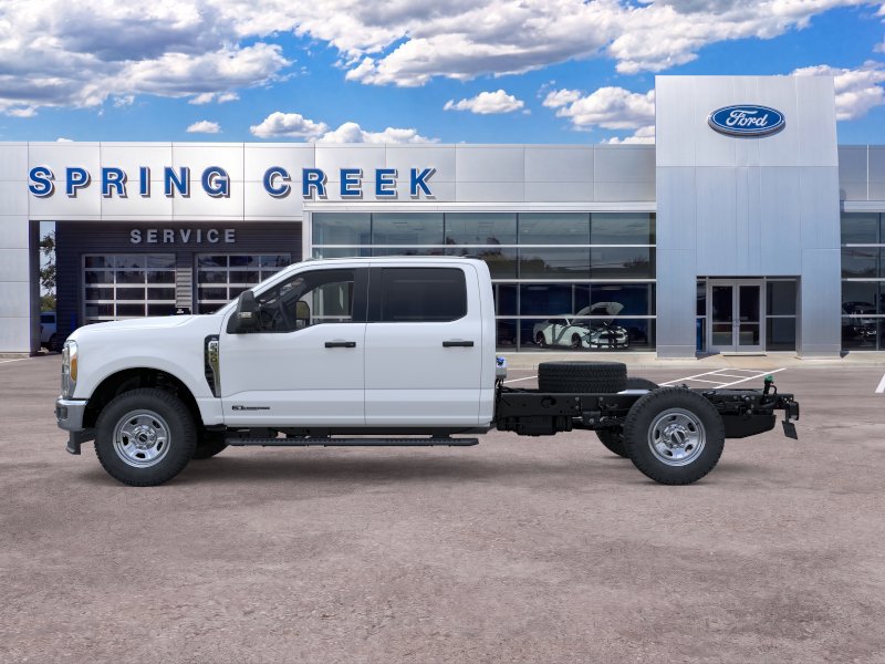 New 2026 Ford F350 XL w/ XL Chrome Package AWD/4WD image 2