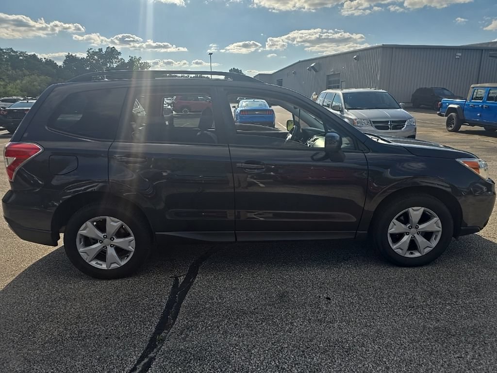Used 2015 Subaru Forester 2.5i Premium w/ Popular Package #2 AWD/4WD image 2