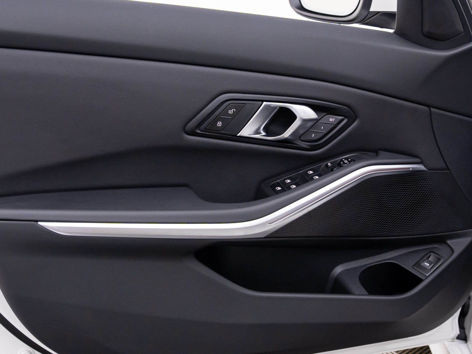 Used 2026 BMW 330i xDrive Sedan w/ Convenience Package AWD/4WD image 13