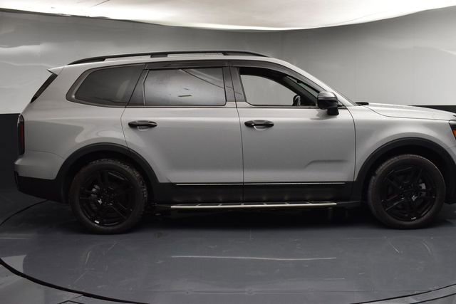 Certified 2025 Kia Telluride SX Prestige X-Line AWD/4WD image 8