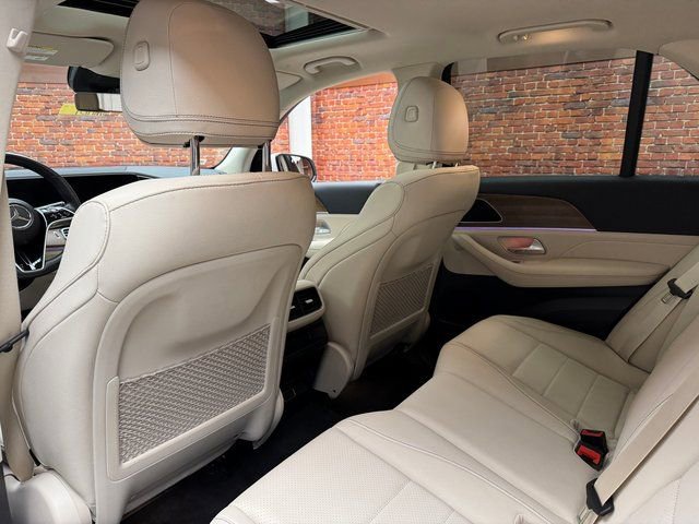 Certified 2025 Mercedes-Benz GLE 450e 4MATIC image 24