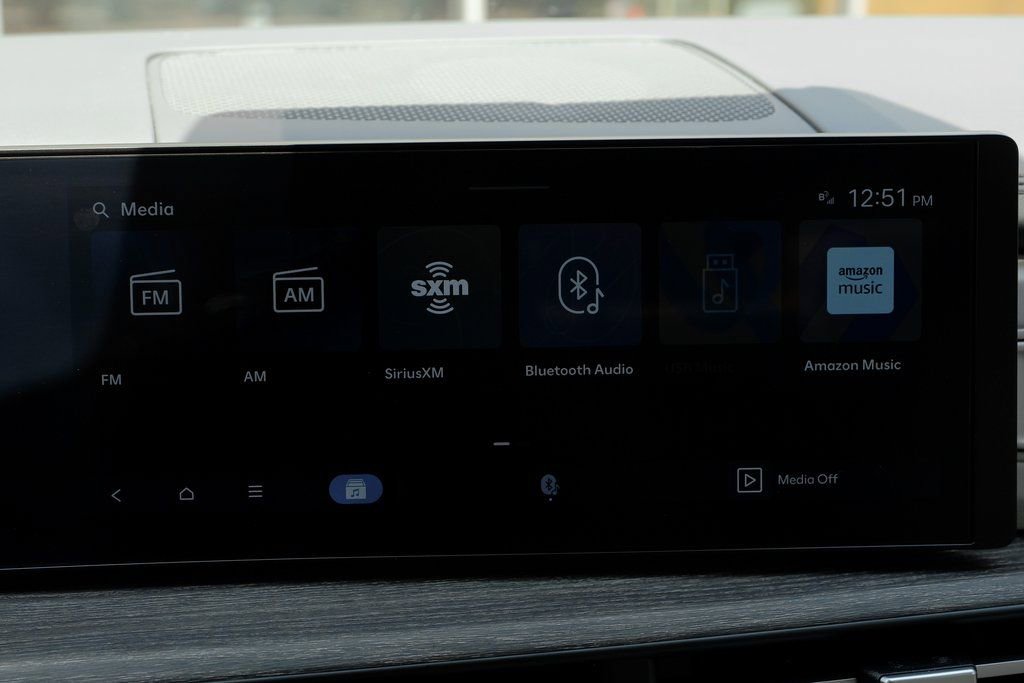 Used 2024 Hyundai Santa Fe Limited image 28