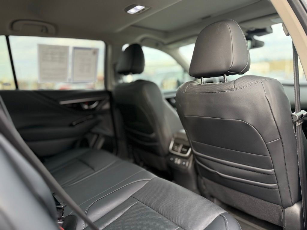 Used 2024 Subaru Outback Touring XT w/ Popular Package #2 image 19