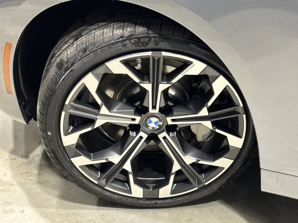 Used 2025 BMW 430i xDrive Coupe w/ Convenience Package image 4