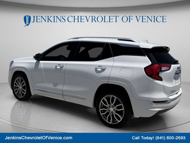 Used 2023 GMC Terrain Denali AWD/4WD image 8