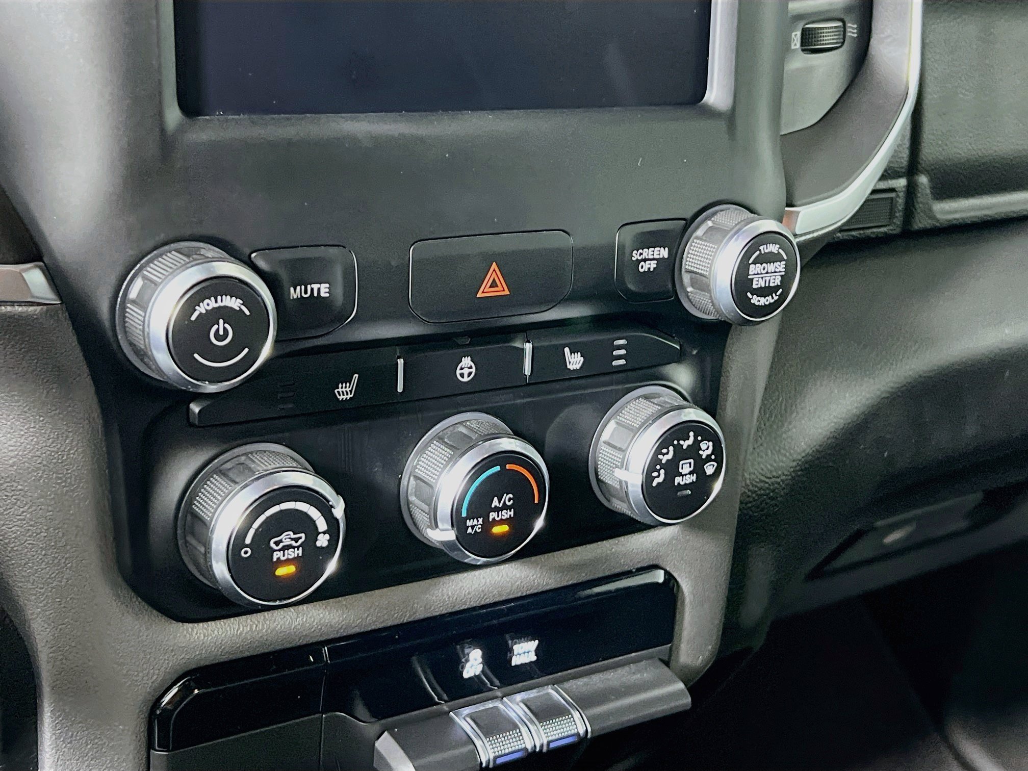 Used 2024 RAM 1500 Big Horn AWD/4WD image 26