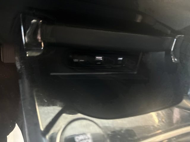Used 2025 Kia Seltos S FWD image 35
