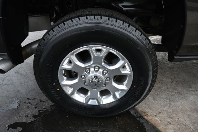 Used 2024 RAM 2500 Laramie image 12