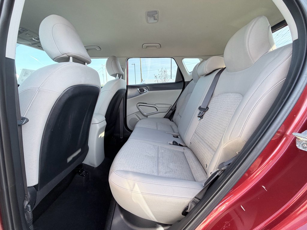 Used 2020 Kia Soul S FWD image 22