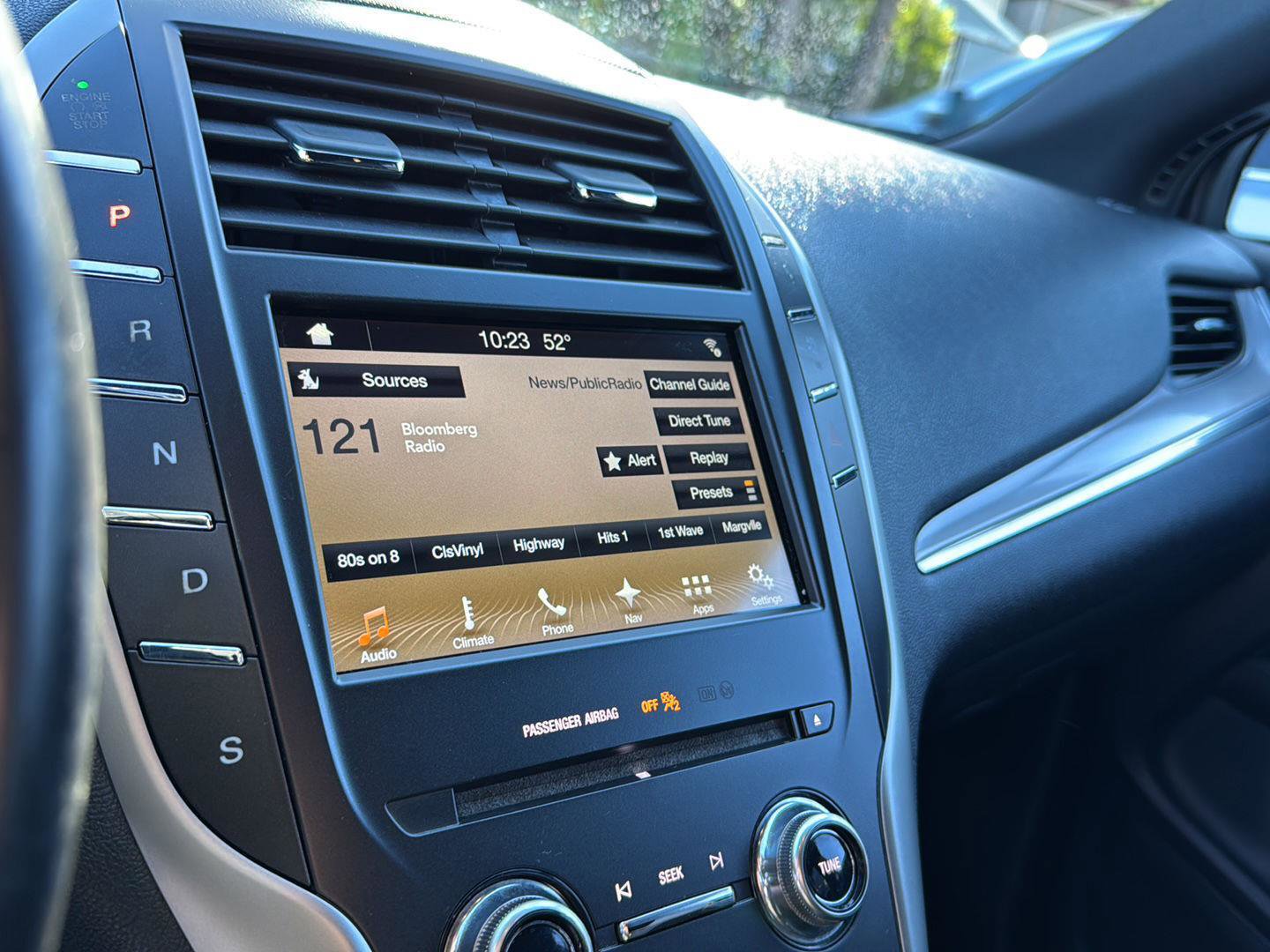 Used 2017 Lincoln MKC Select w/ Select Plus Package image 21