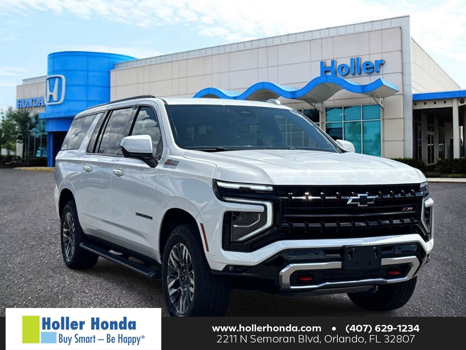Used 2025 Chevrolet Suburban Z71 AWD/4WD image 1