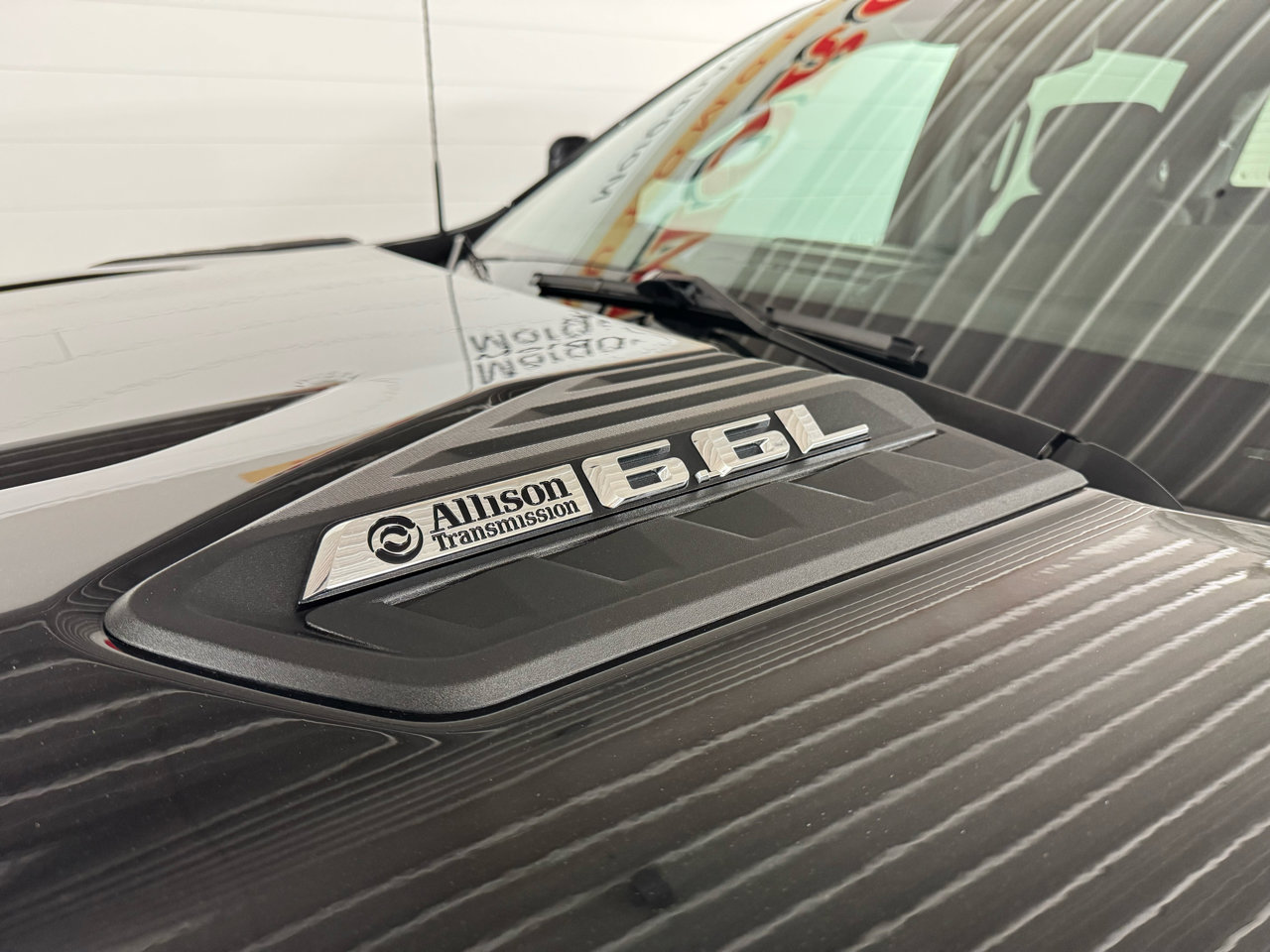 Used 2024 Chevrolet Silverado 2500 LT w/ Convenience Package image 10