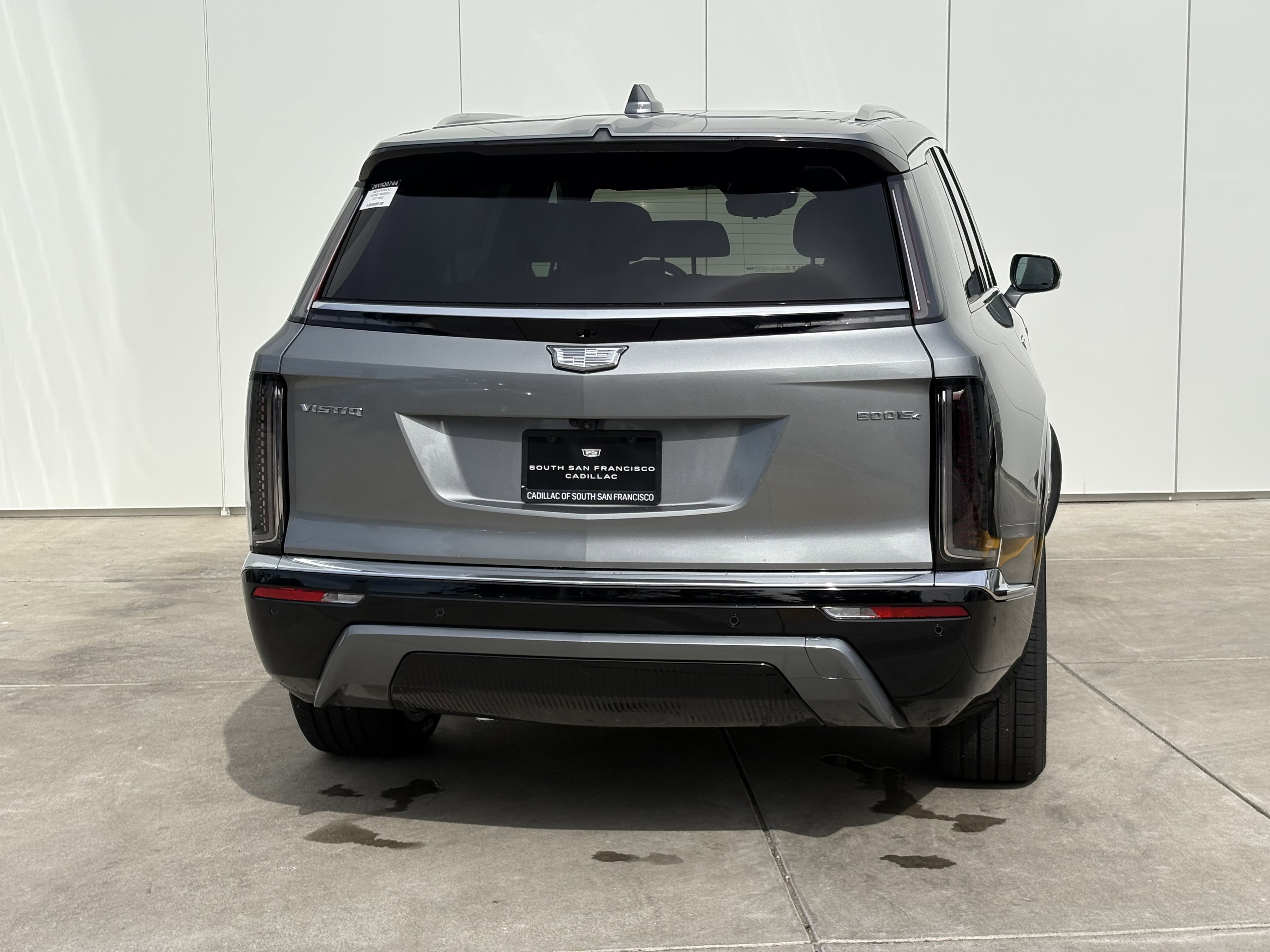 New 2026 Cadillac Vistiq Luxury image 6