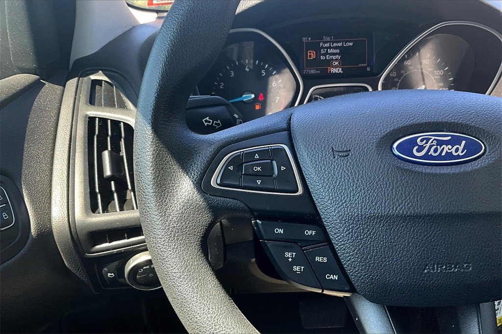 Used 2017 Ford Focus SE image 16