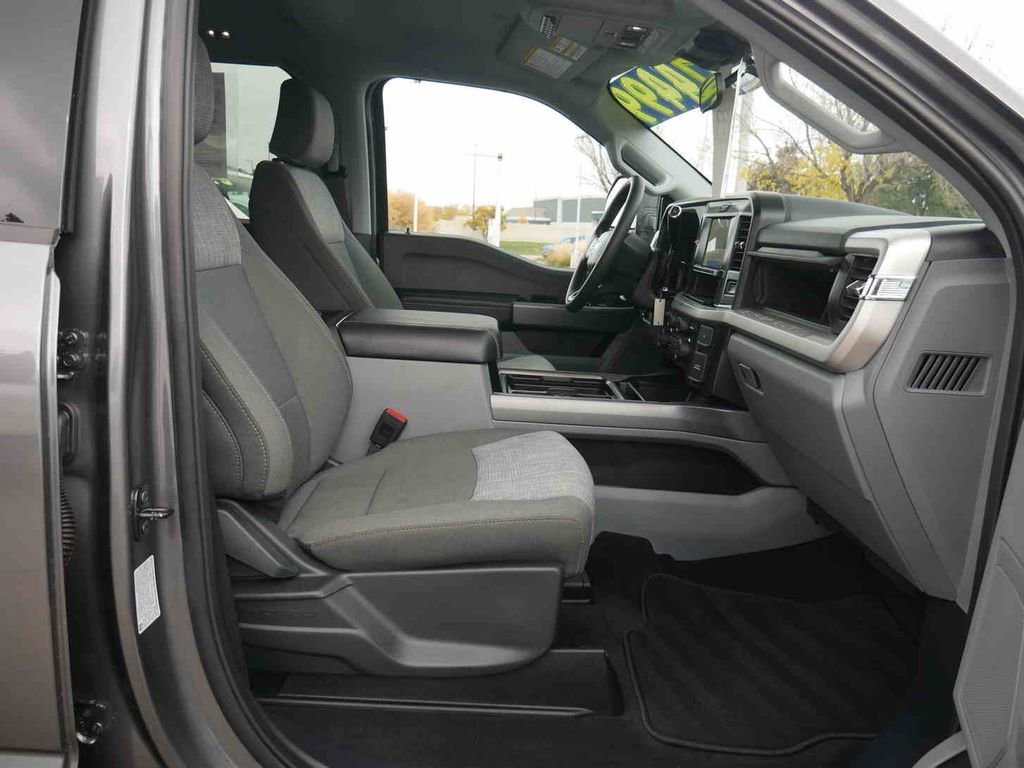 Used 2026 Ford F350 XLT image 31