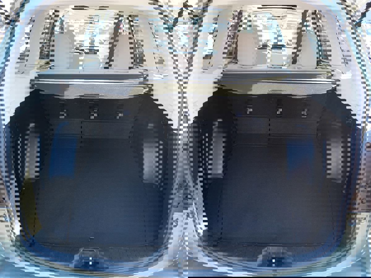 Used 2016 Subaru Forester 2.5i Premium w/ All-Weather Package image 30