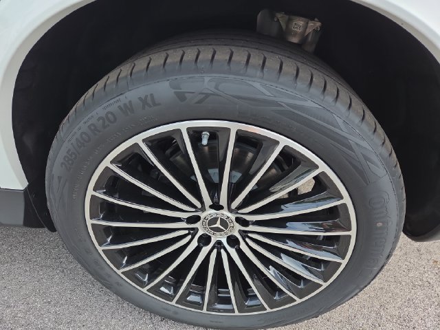 New 2027 Mercedes-Benz GLC 300 4MATIC image 27
