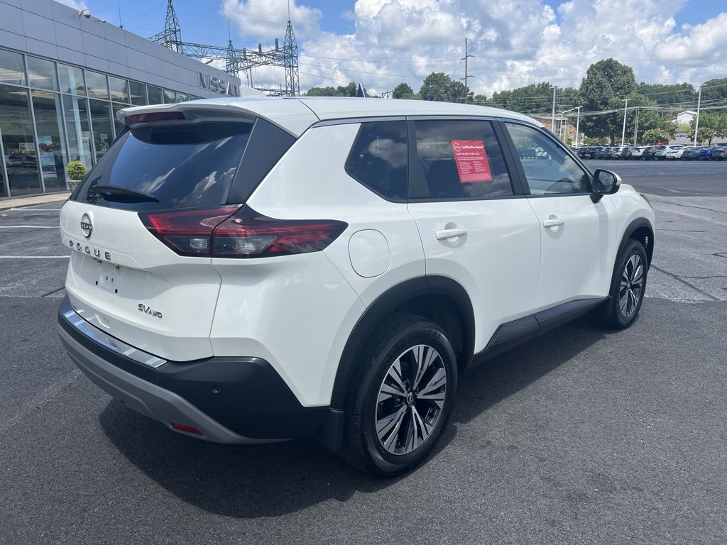 Used 2023 Nissan Rogue SV image 7