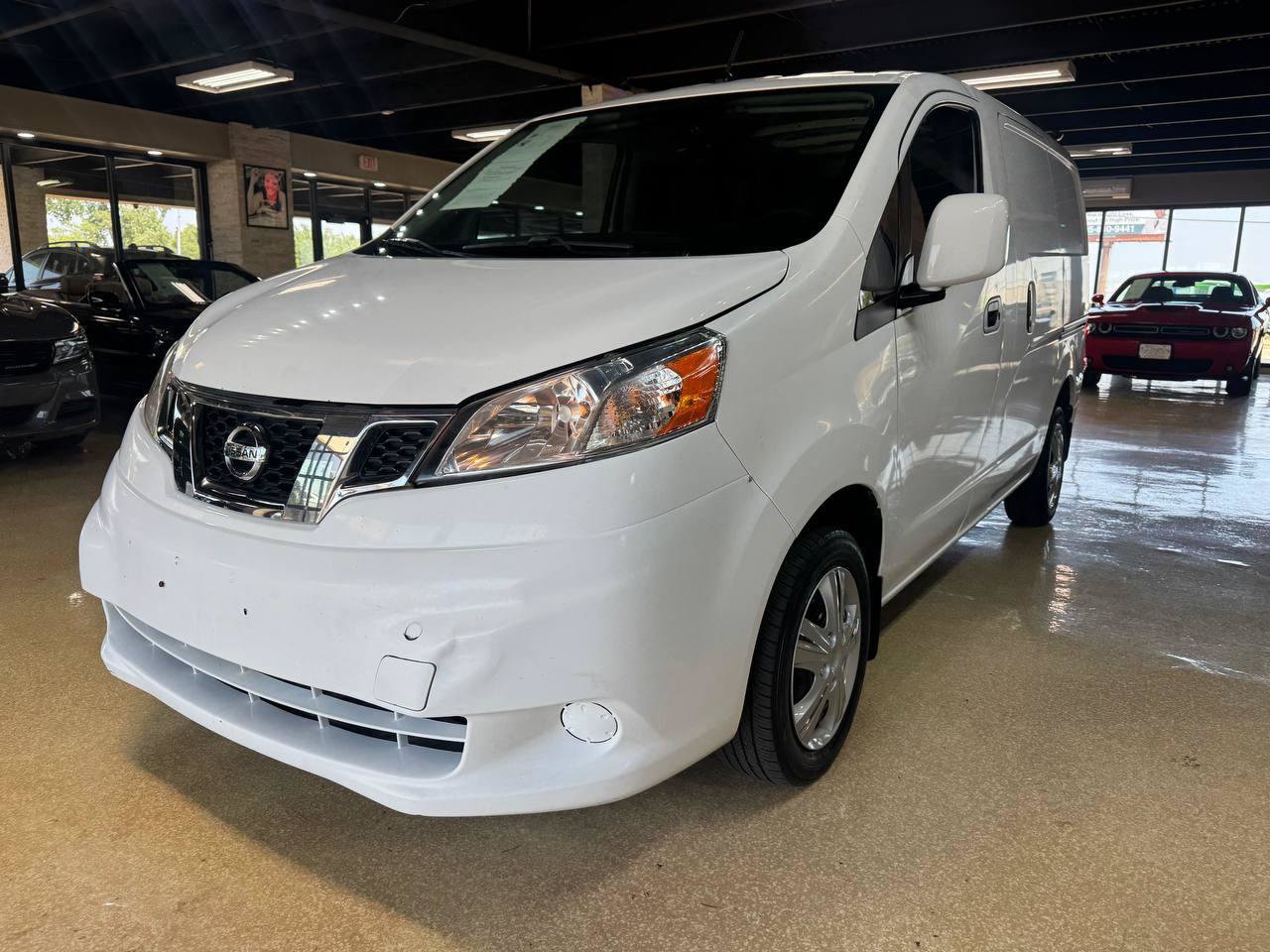 Used 2017 Nissan NV200 SV FWD image 3