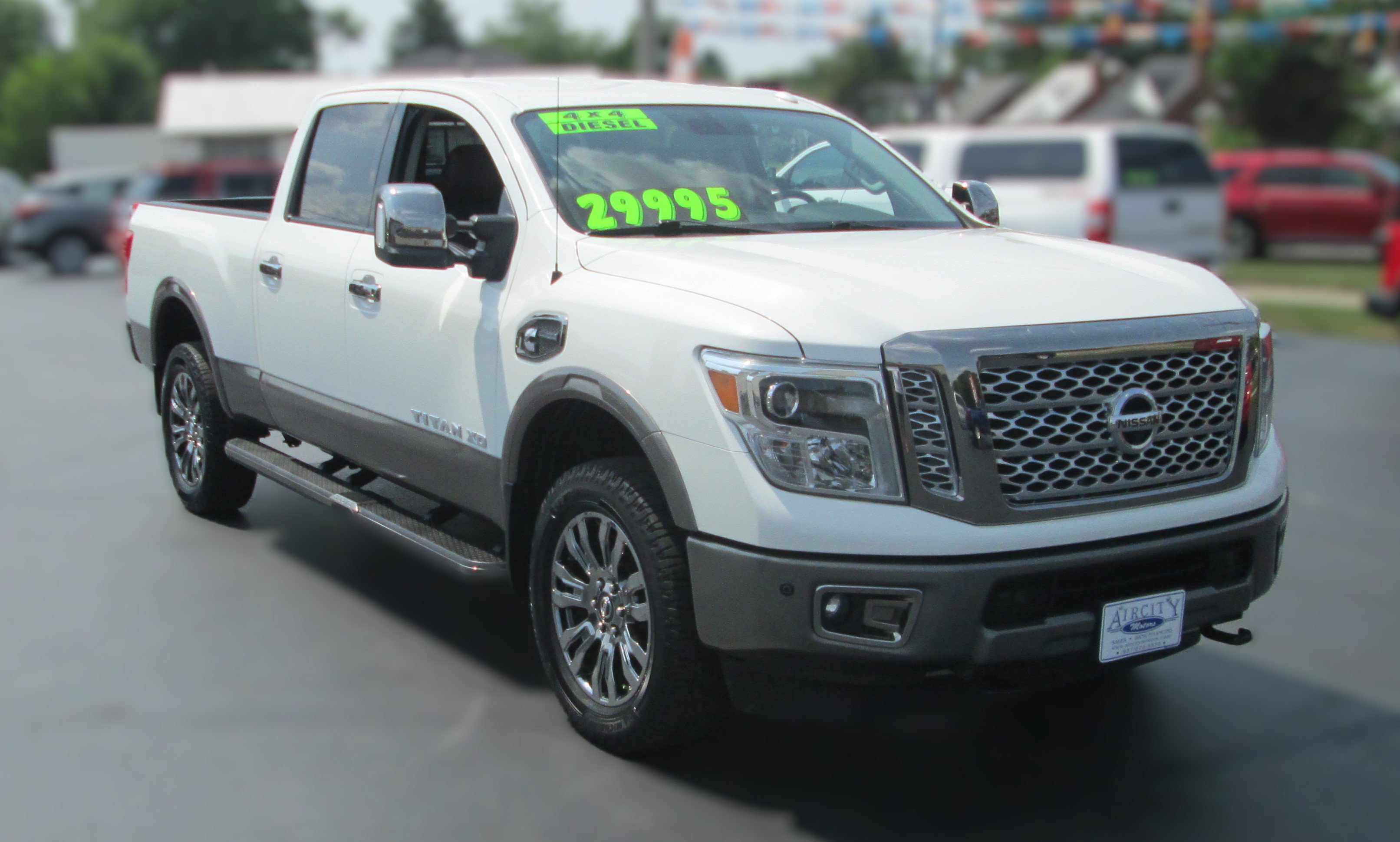 Used 2019 Nissan Titan Platinum Reserve w/ Platinum Utility Package AWD/4WD image 1