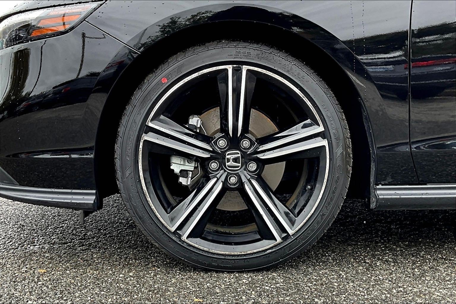 Used 2024 Honda Accord Sport image 8