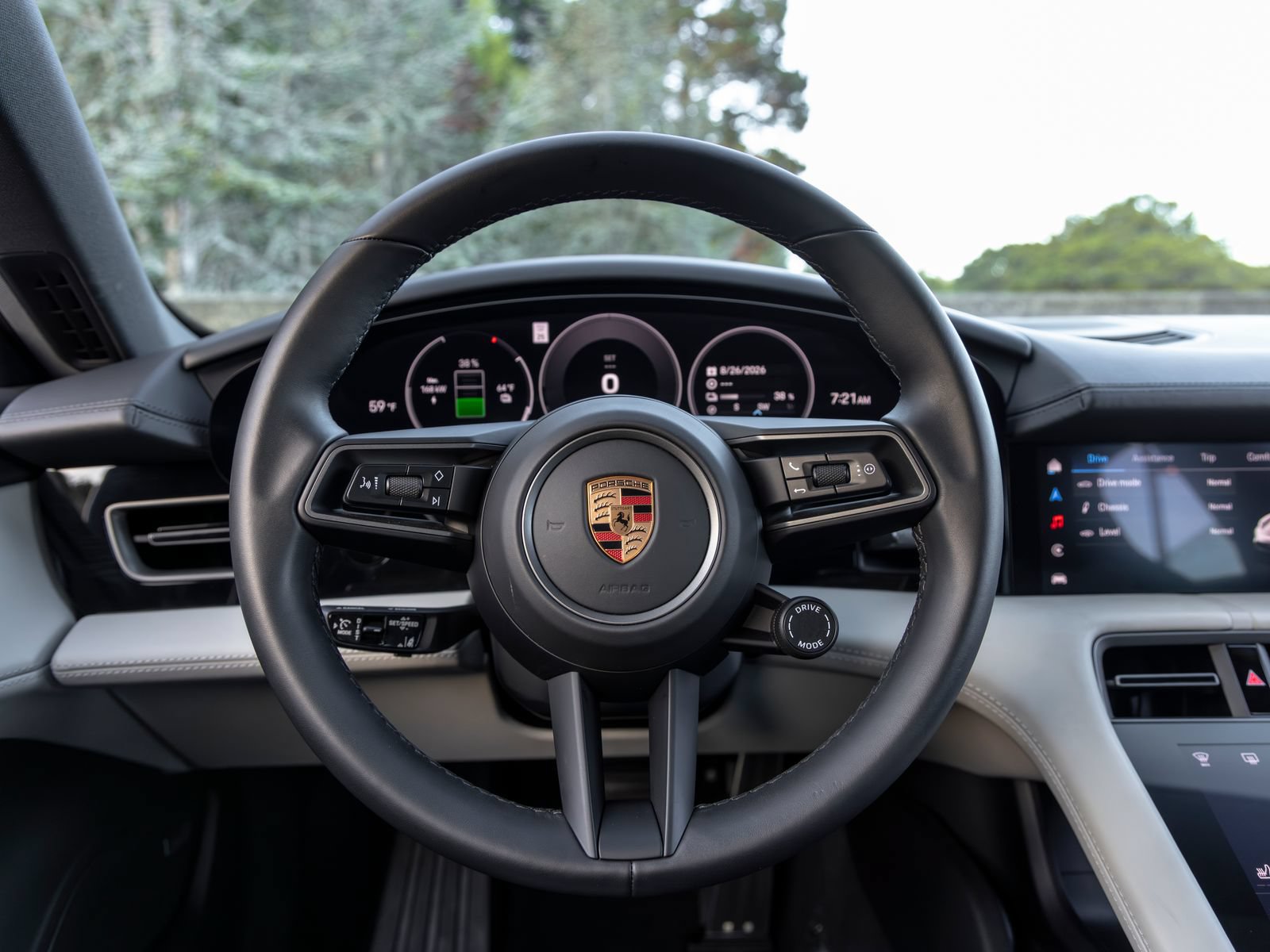 Certified 2025 Porsche Taycan AWD/4WD image 28