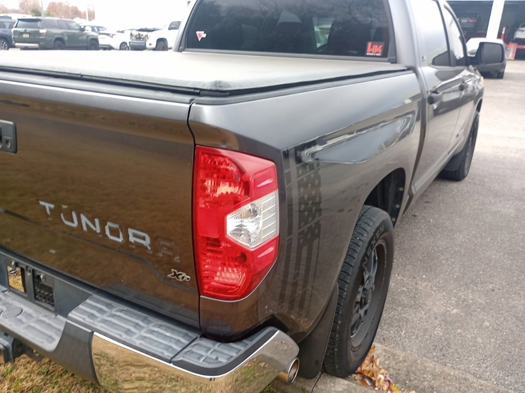 Used 2016 Toyota Tundra SR5 image 5