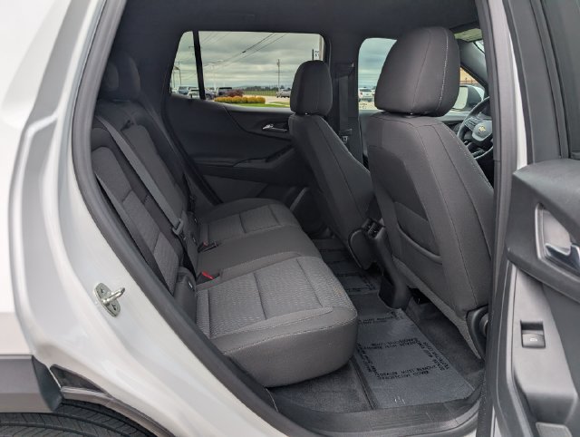 Used 2026 Chevrolet Equinox LT AWD/4WD image 5