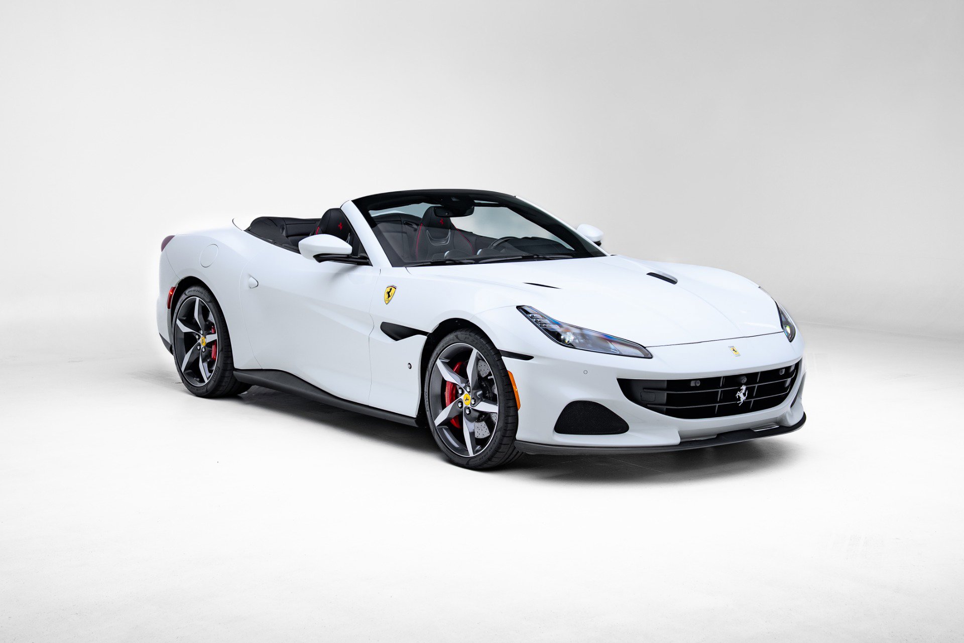 Used 2022 Ferrari Portofino M image 9