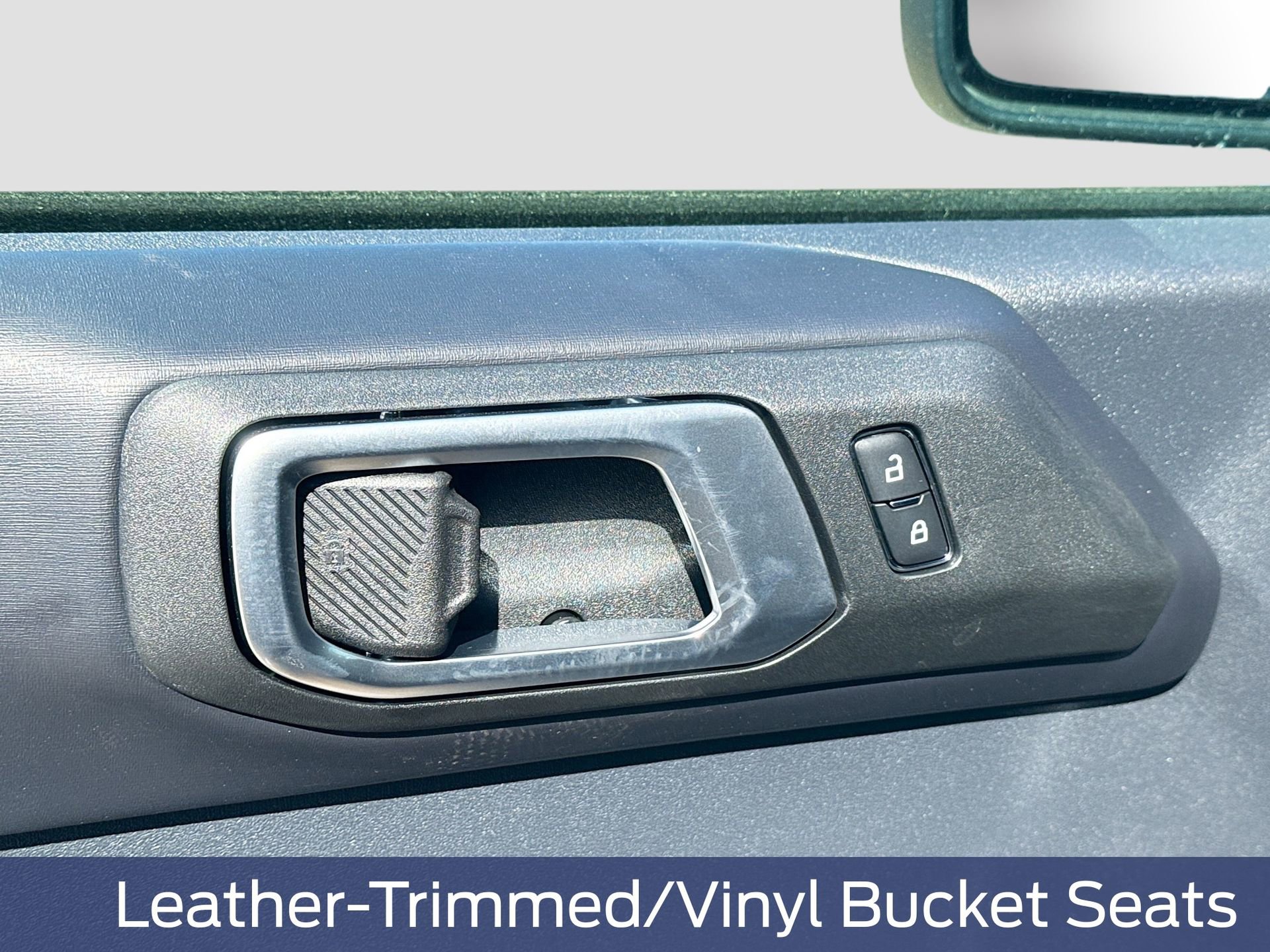 New 2025 Ford Bronco Badlands image 25