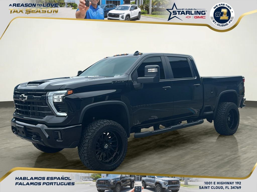Used 2024 Chevrolet Silverado 2500 LT w/ Midnight Edition image 2