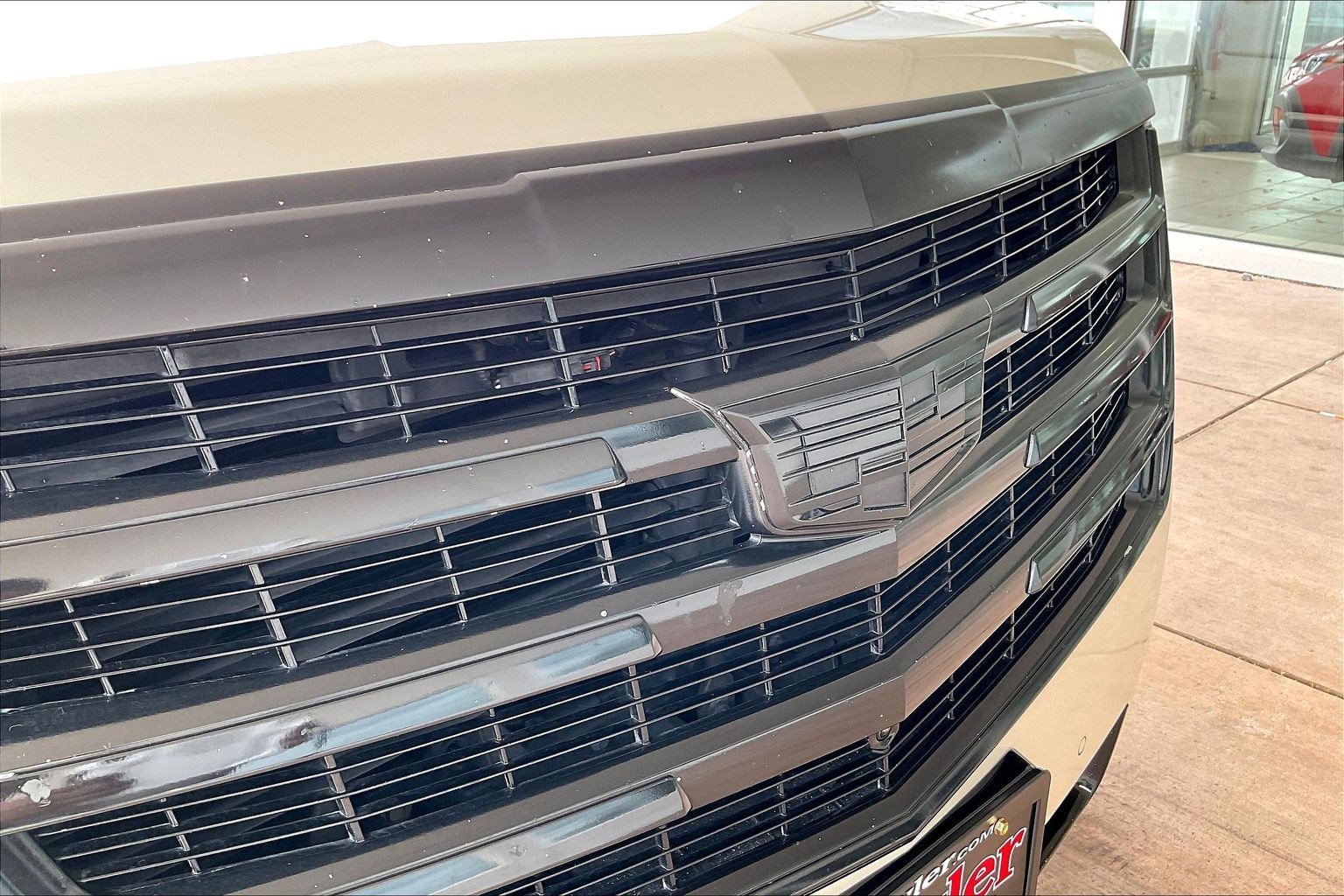 Used 2015 Cadillac Escalade ESV Premium image 32
