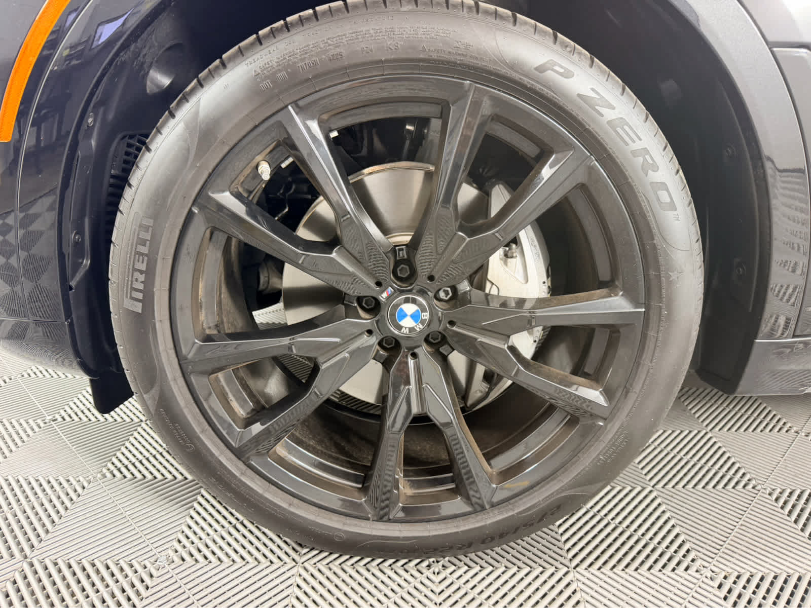 Used 2026 BMW X7 xDrive40i w/ M Sport Package AWD/4WD image 8