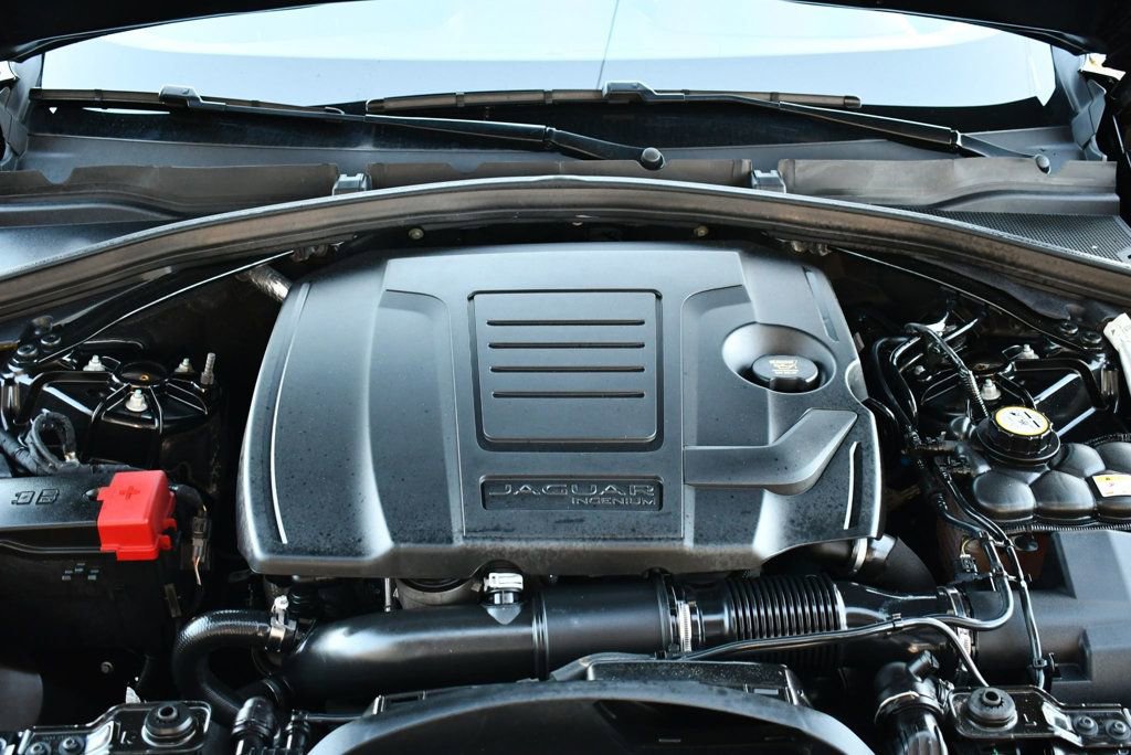 Used 2018 Jaguar F-PACE Prestige image 60