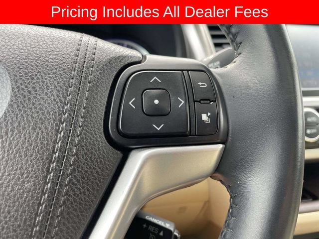 Used 2016 Toyota Highlander Limited FWD image 32