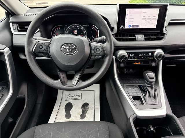 Used 2024 Toyota RAV4 XLE AWD/4WD image 14