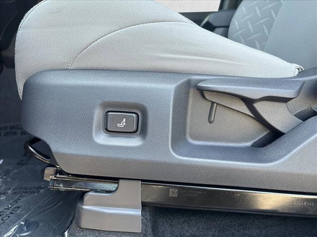 Certified 2025 Toyota Tacoma SR5 video 4