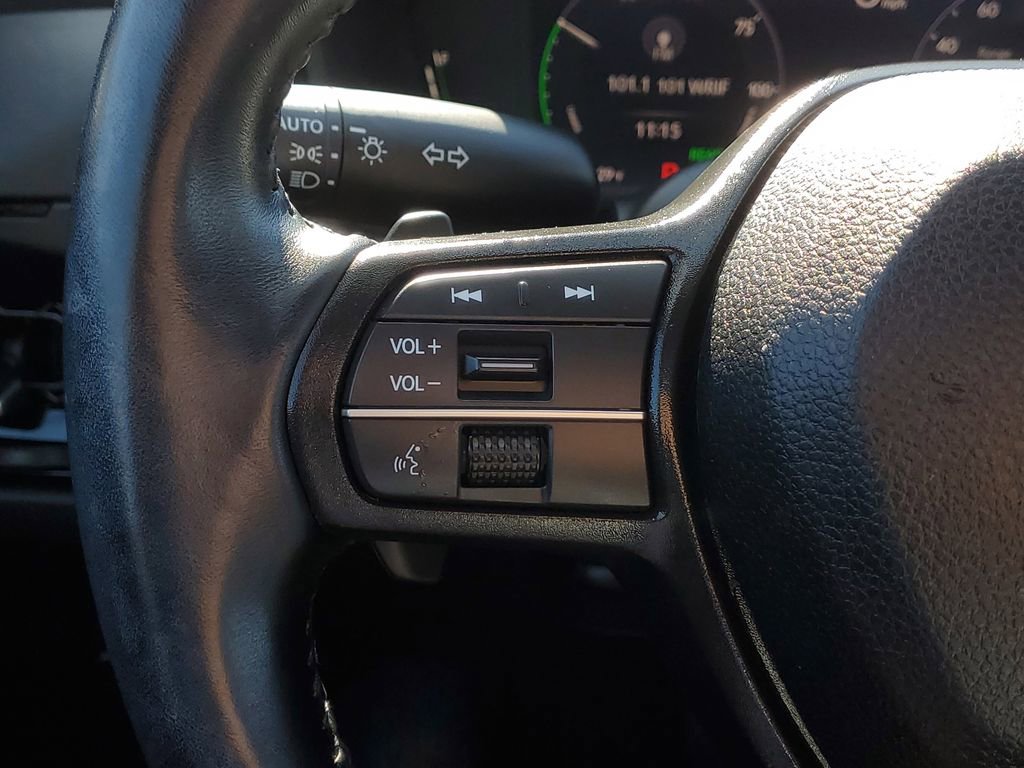 Used 2023 Honda Accord EX-L image 17