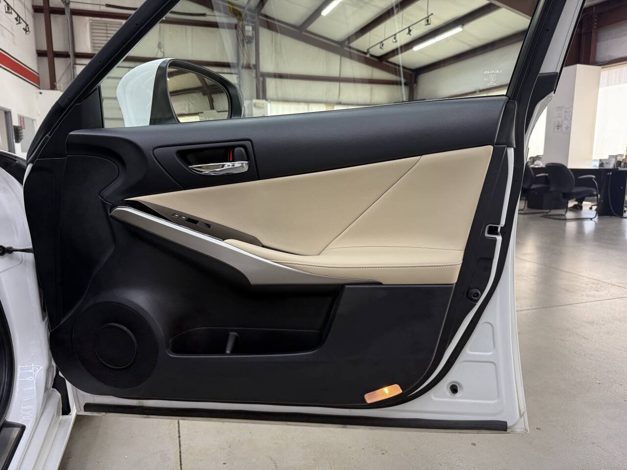 Used 2015 Lexus IS 250 AWD w/ Premium Package image 16