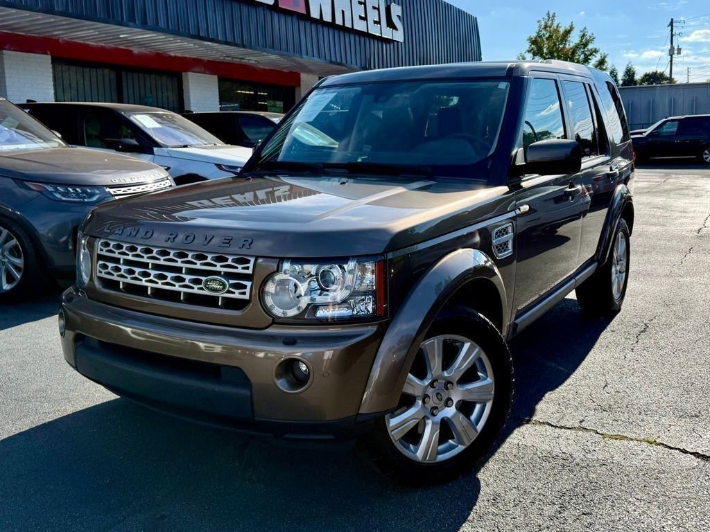 Used 2013 Land Rover LR4 HSE LUX w/ Luxury Pkg