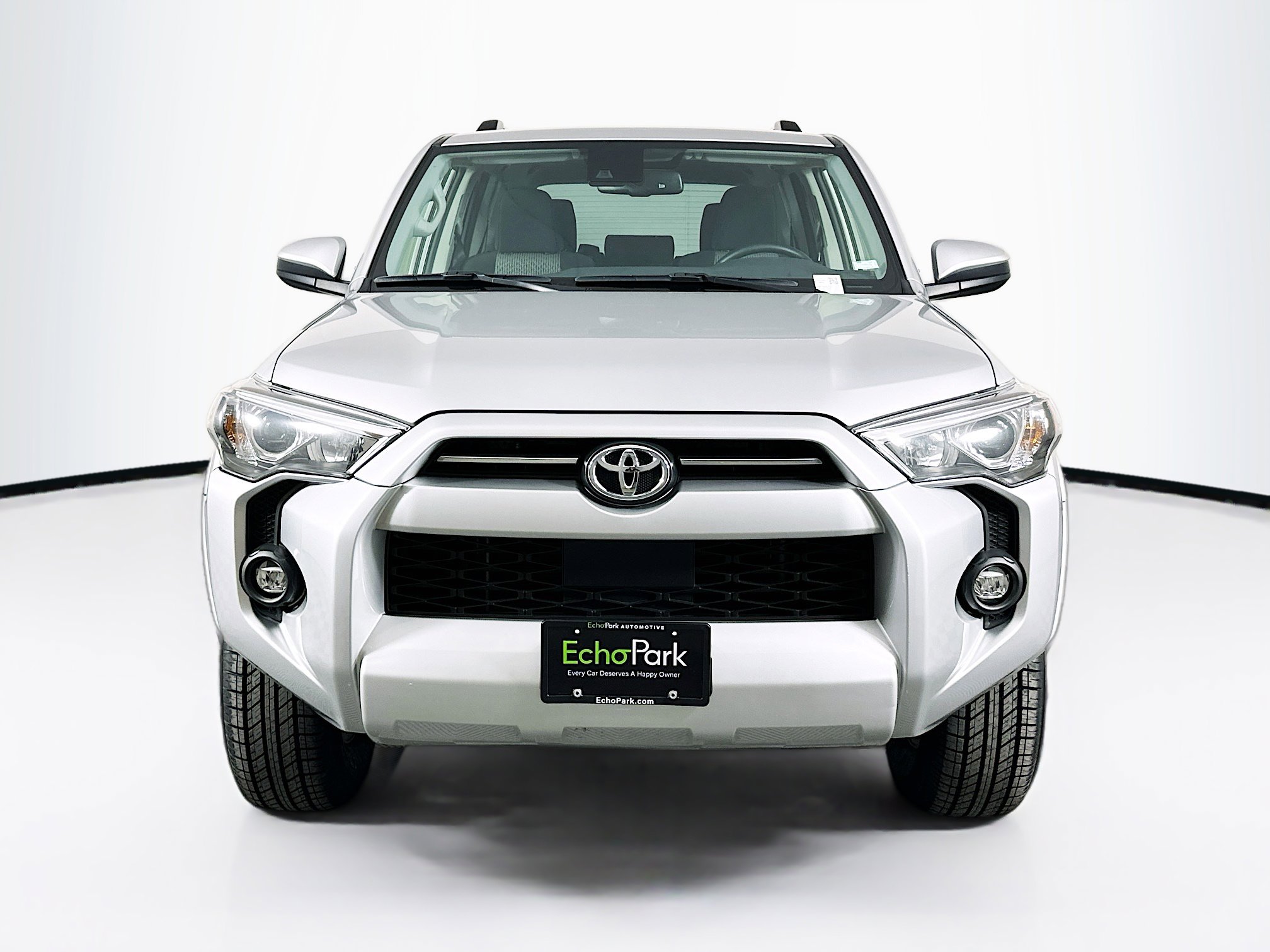 Used 2024 Toyota 4Runner SR5 image 2