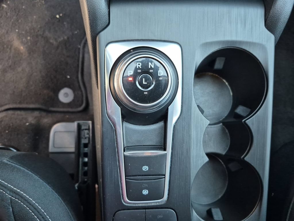 Used 2025 Ford Escape Active AWD/4WD image 19