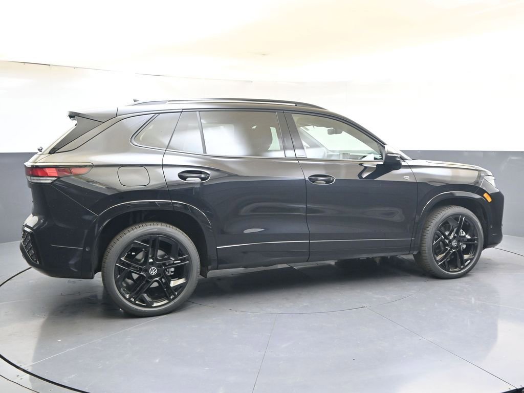 New 2026 Volkswagen Tiguan SE R-Line image 6