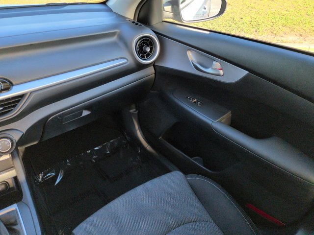 Used 2024 Kia Forte LXS FWD image 15