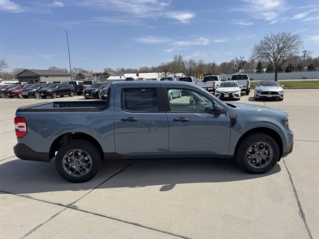 New 2026 Ford Maverick XLT w/ Equipment Group 301A AWD/4WD image 2