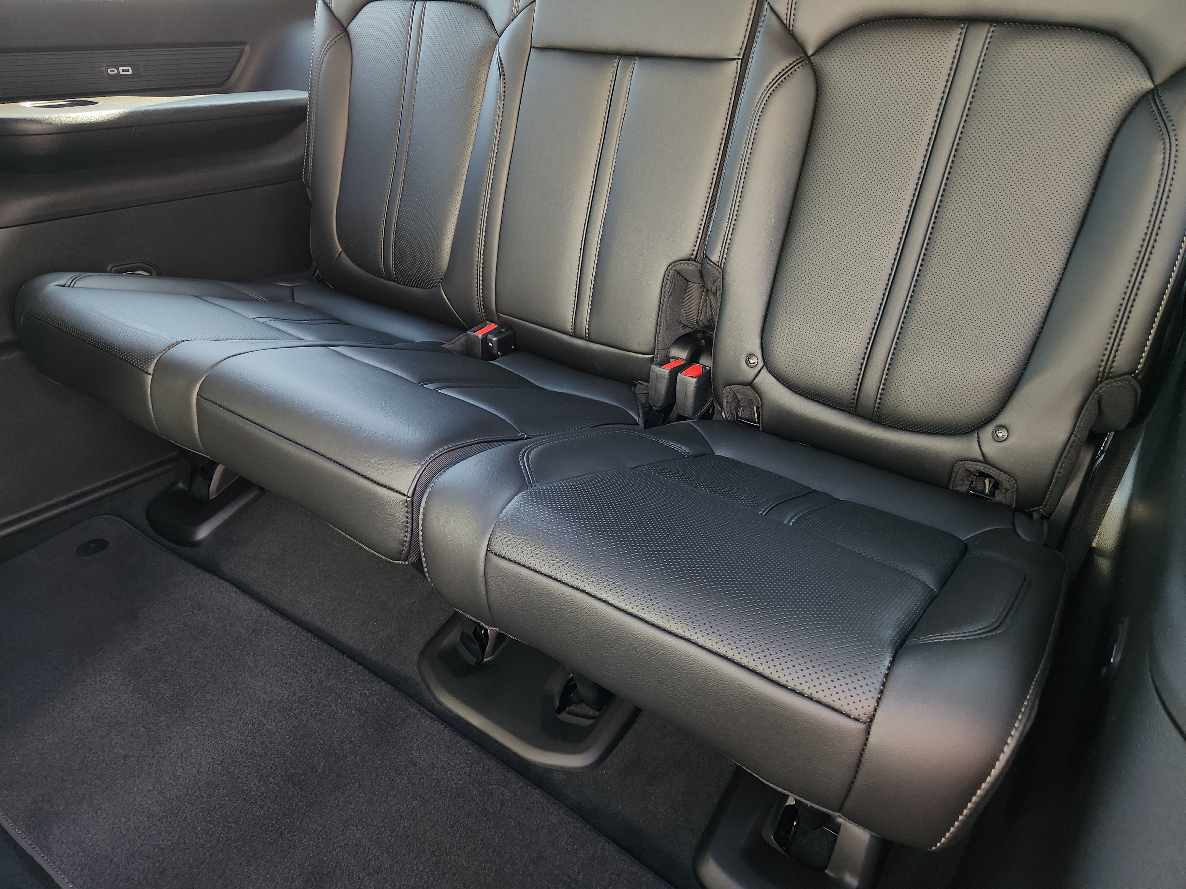 New 2026 Jeep Grand Wagoneer 4WD image 21