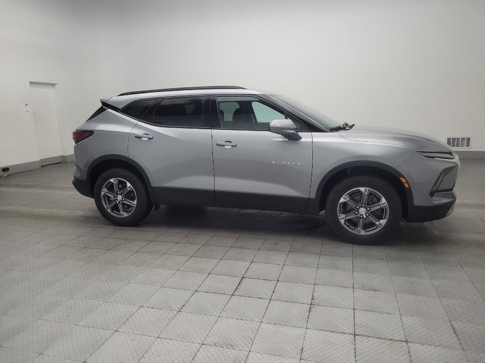Used 2024 Chevrolet Blazer LT w/ Convenience Package FWD image 11
