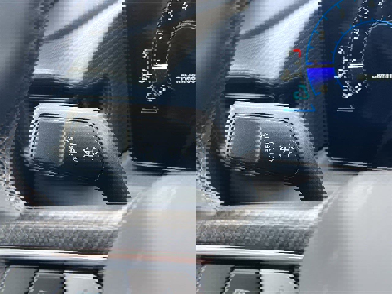 New 2025 Ford Mustang Coupe image 10