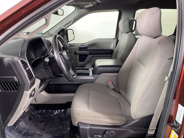 Used 2017 Ford F150 XLT w/ Equipment Group 302A Luxury AWD/4WD image 17